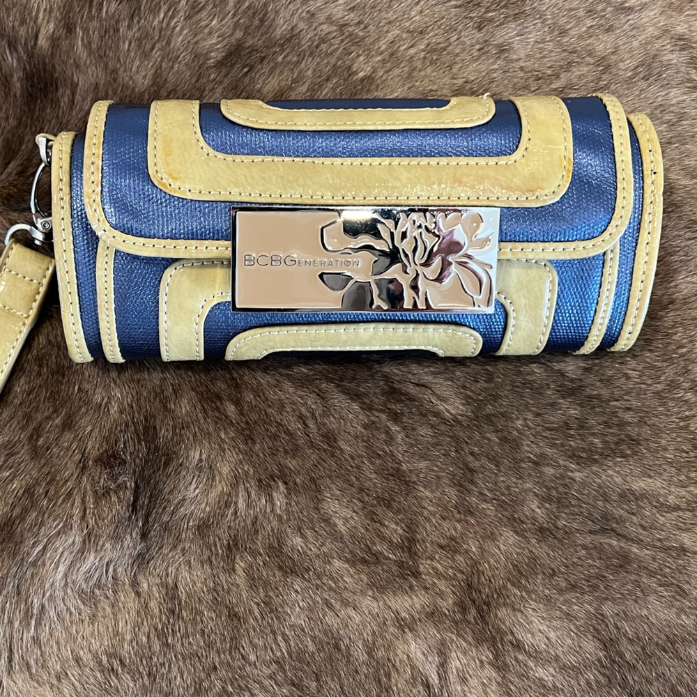 BCBGeneration Clutches